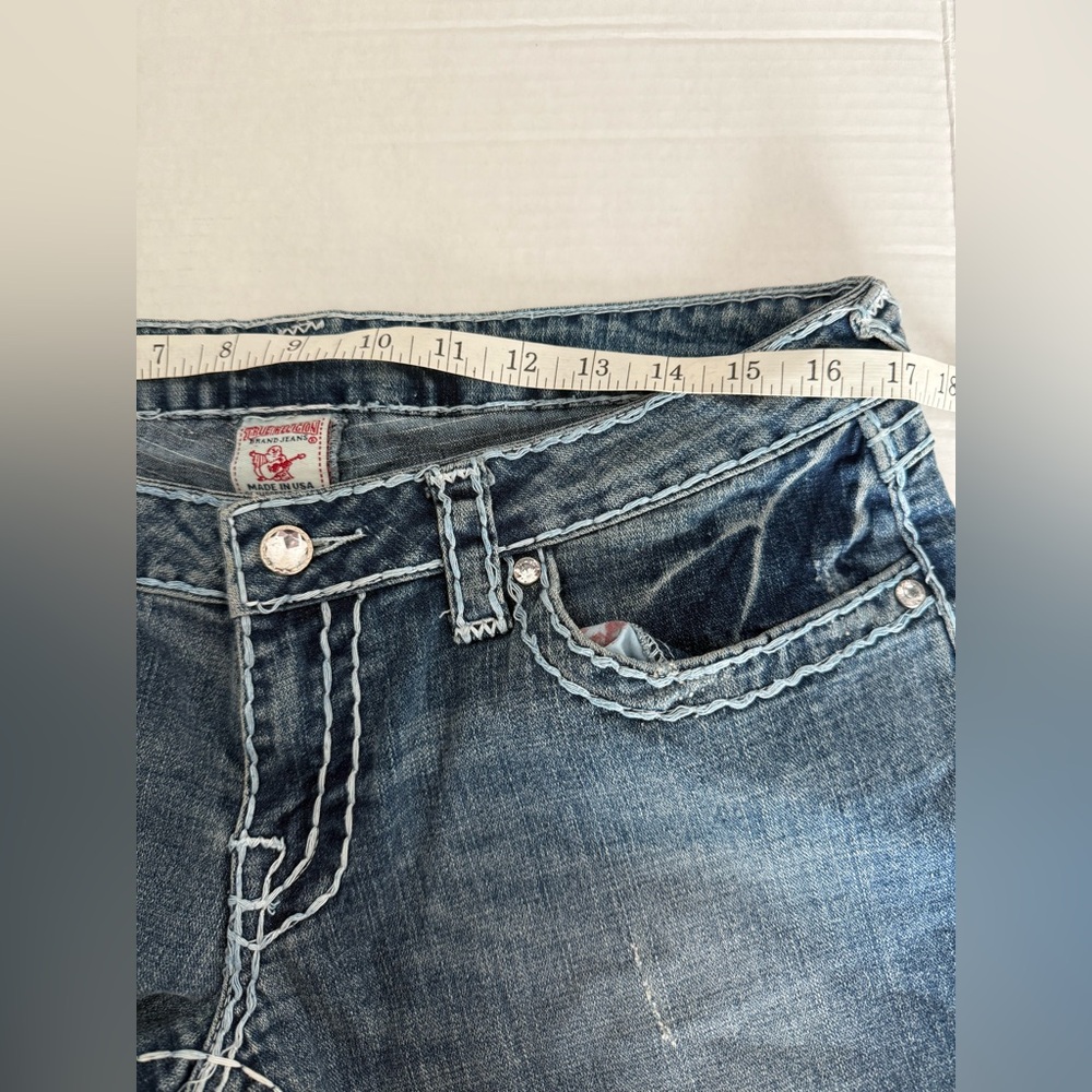 Low Rise True Religion Jeans Size 32 - Picture 10 of 13